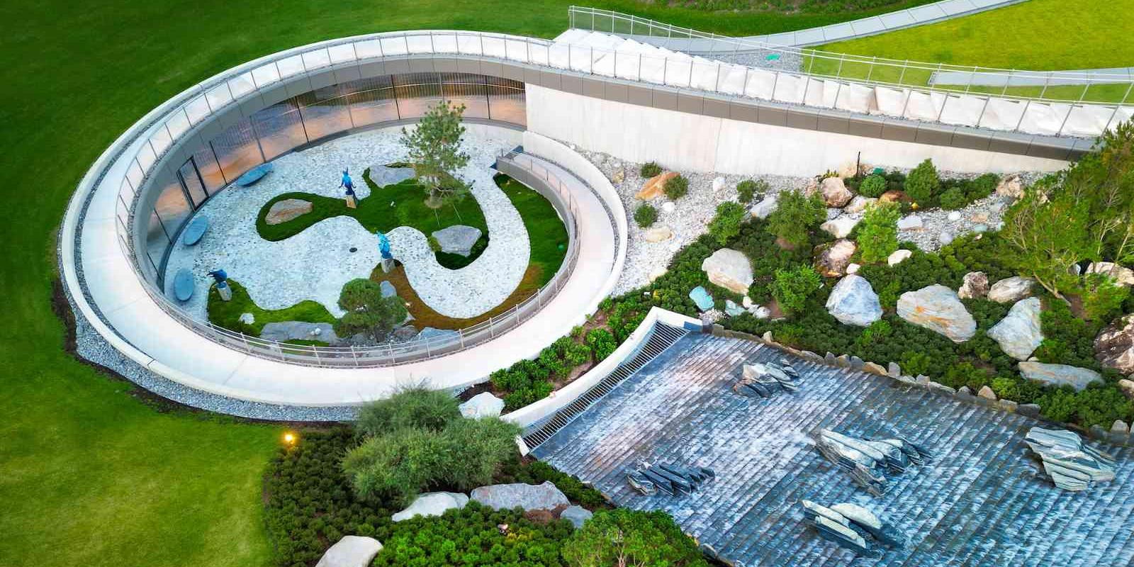 5ATMOSPHERE BY KRALLERHOF 