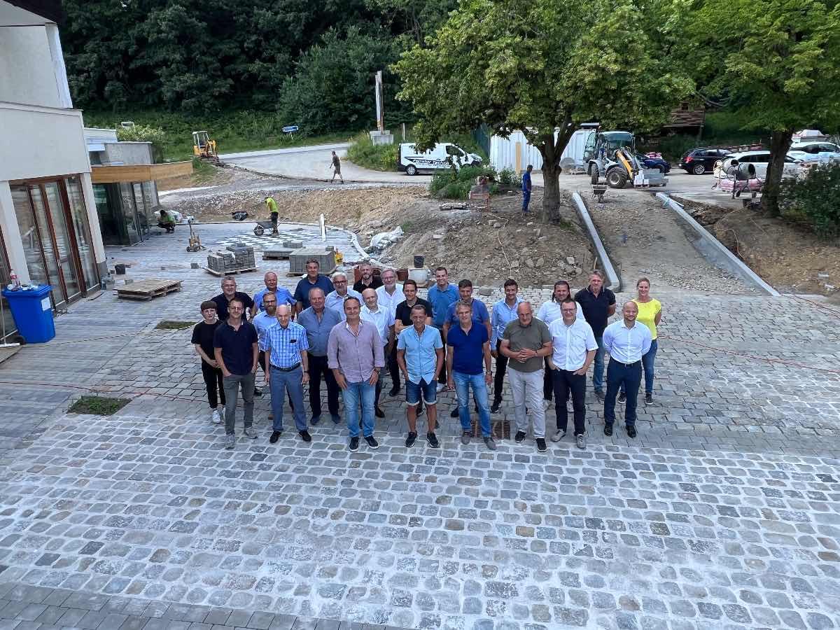 5Pflastern für die VinziRast am Land 3